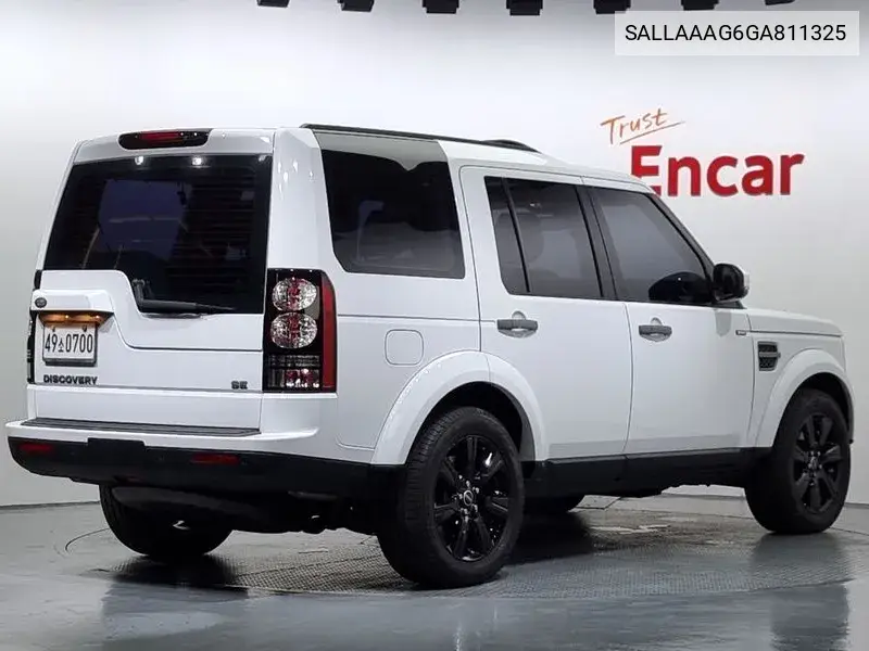 Discovery 4 3.0 Sdv6 Se VIN: SALLAAAG6GA811325 Lot: 39882279