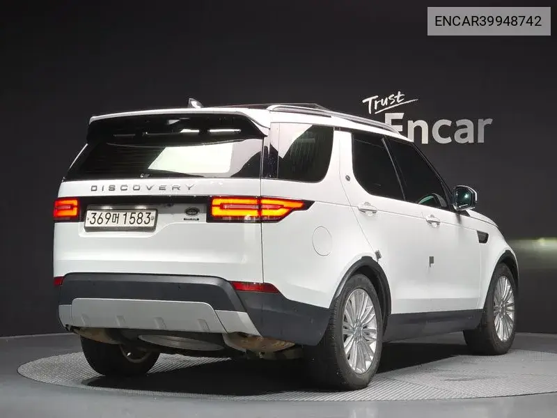 Discovery 5 3.0 Sd6 Hse Luxury VIN: ENCAR39948742 Lot: 39948742