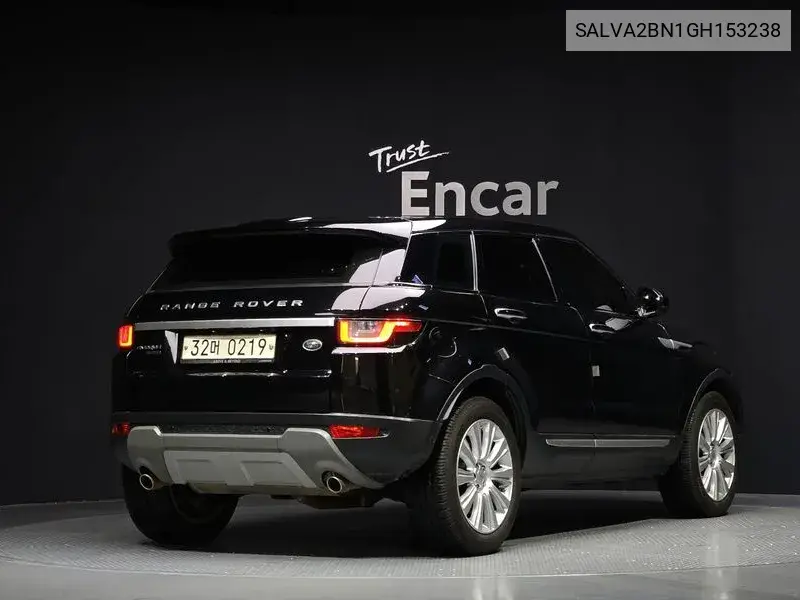 Range Rover This Bok 2.0 Td4 Hse VIN: SALVA2BN1GH153238 Lot: 39912676