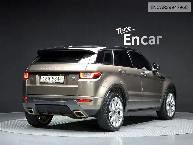 Range Rover This Bok 2.0 Td4 Hse Dynamic VIN: ENCAR39947968 Lot: 39947968