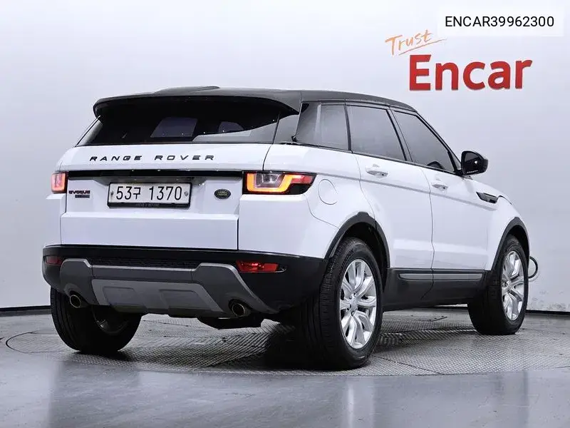 Range Rover This Bok 2.0 Td4 Se VIN: ENCAR39962300 Lot: 39962300
