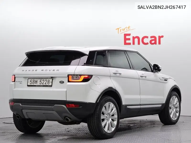 Range Rover This Bok 2.0 Td4 Hse VIN: SALVA2BN2JH267417 Lot: 39912108