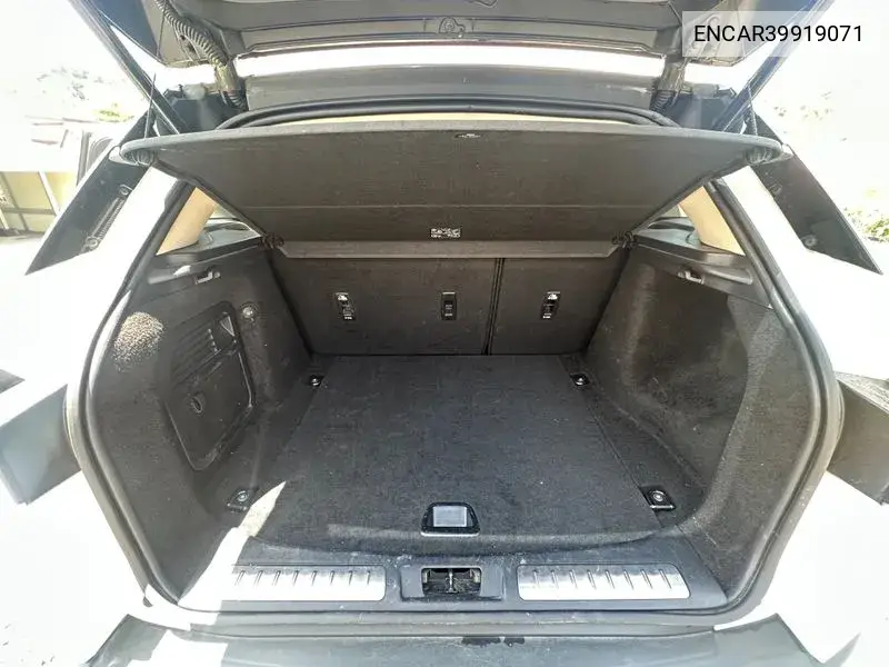 Range Rover This Bok 2.0 Td4 Hse VIN: ENCAR39919071 Lot: 39919071