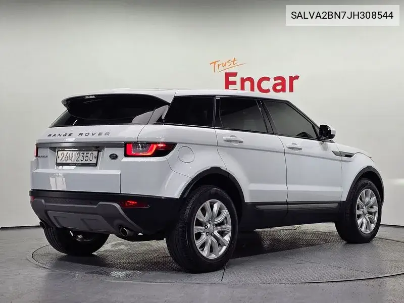 Range Rover This Bok 2.0 Td4 Se VIN: SALVA2BN7JH308544 Lot: 39932927