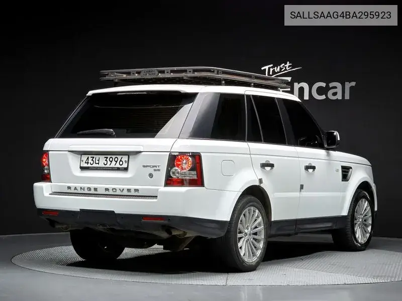 Range Rover Sports 3.0 Tdv6 VIN: SALLSAAG4BA295923 Lot: 39942035