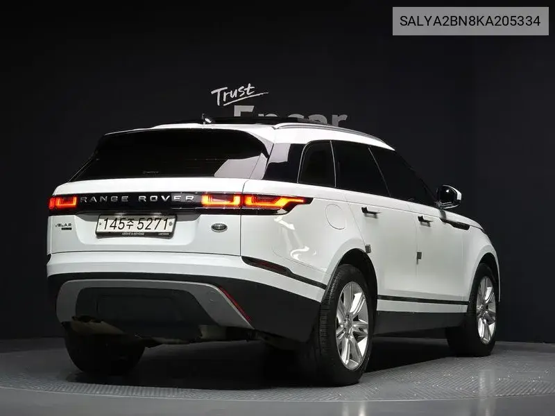 Range Rover Velar 2.0 D240 Se VIN: SALYA2BN8KA205334 Lot: 39713660