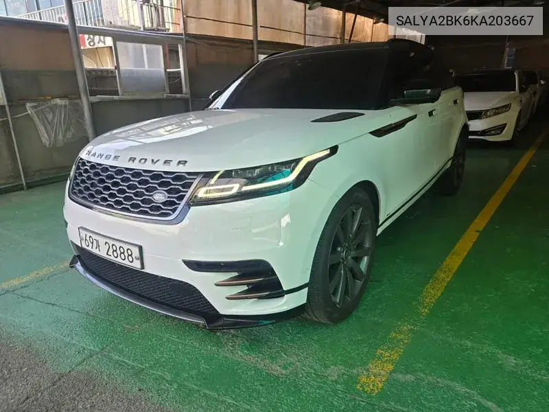 Range Rover Velar 3.0 D300 R-Dynamic Hse VIN: SALYA2BK6KA203667 Lot: 39815542