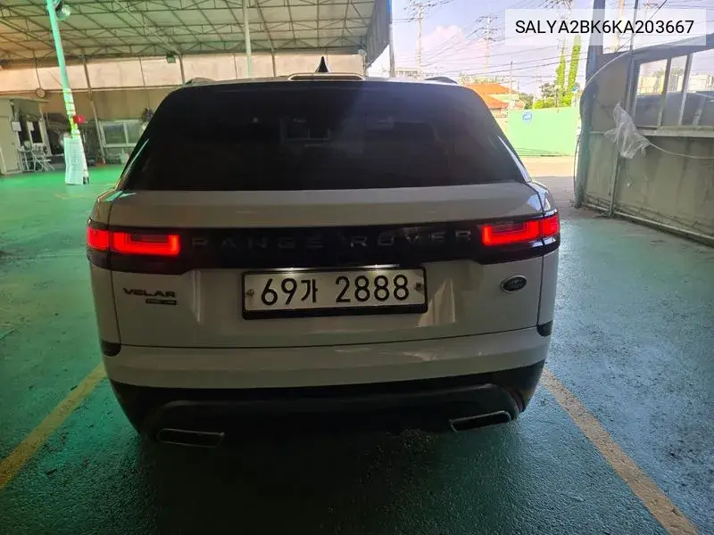 Range Rover Velar 3.0 D300 R-Dynamic Hse VIN: SALYA2BK6KA203667 Lot: 39815542