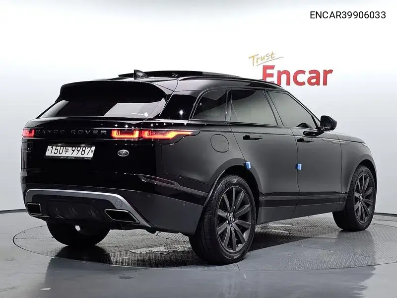 Range Rover Velar 3.0 D300 R-Dynamic Hse VIN: ENCAR39906033 Lot: 39906033