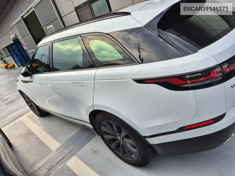 Range Rover Velar 3.0 P380 R-Dynamic Se VIN: ENCAR39946371 Lot: 39946371