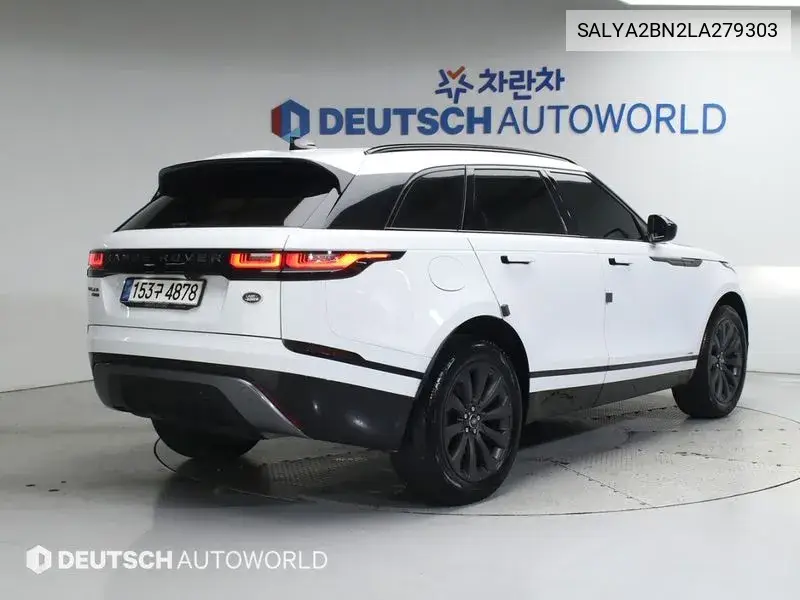 Range Rover Velar 2.0 D240 R-Dynamic Se VIN: SALYA2BN2LA279303 Lot: 39965936