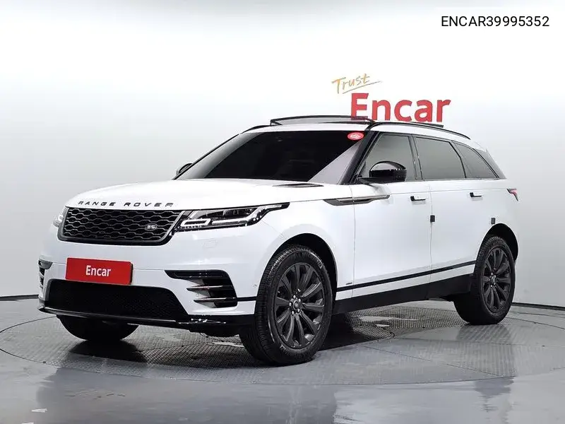 Range Rover Velar 2.0 D240 R-Dynamic Se VIN: ENCAR39995352 Lot: 39995352