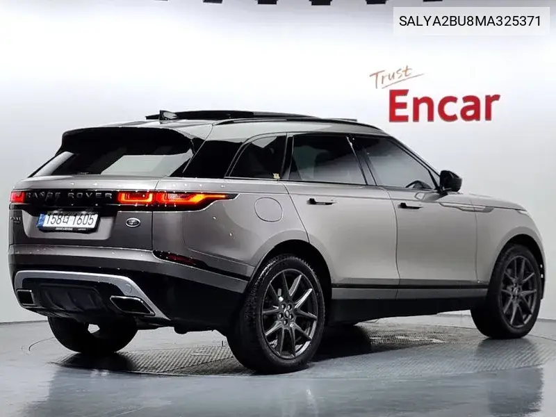 Range Rover Velar 3.0 P400 R-Dynamic Hse VIN: SALYA2BU8MA325371 Lot: 39929005
