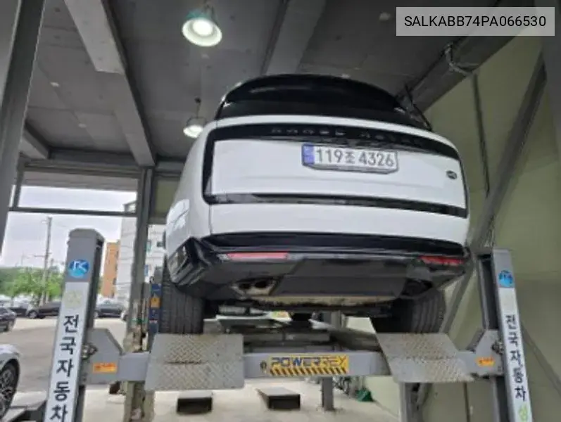Range Rover 5Th Generation P530 Ab Lwb VIN: SALKABB74PA066530 Lot: 39979332