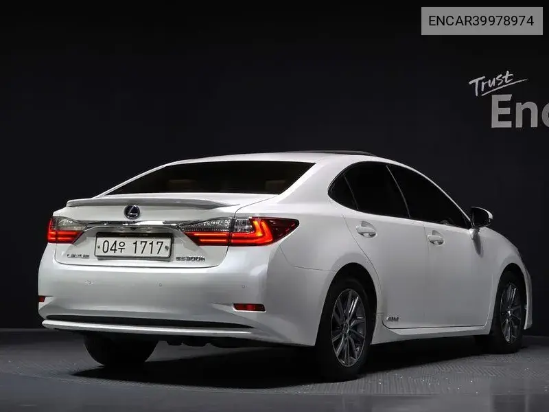 New Es300H Supreme Xv60 VIN: ENCAR39978974 Lot: 39978974