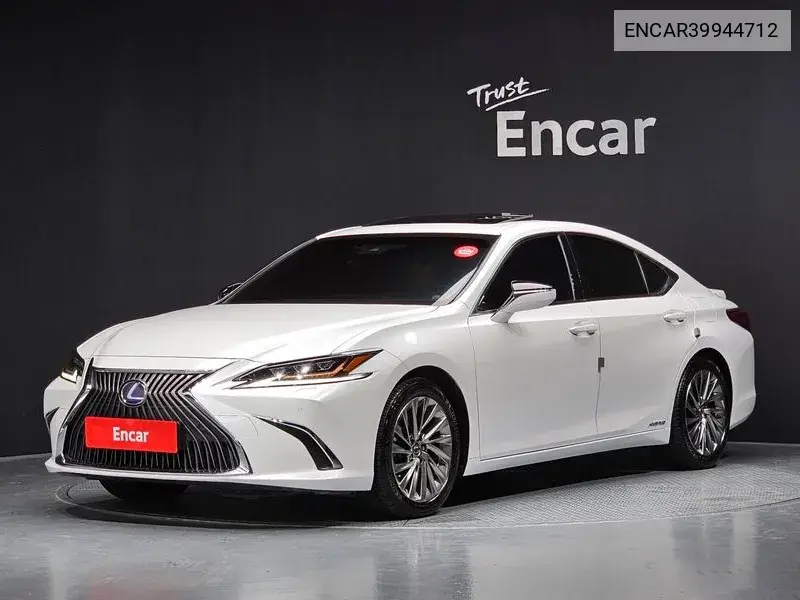 Es300H 7Th Generation Executive VIN: ENCAR39944712 Lot: 39944712