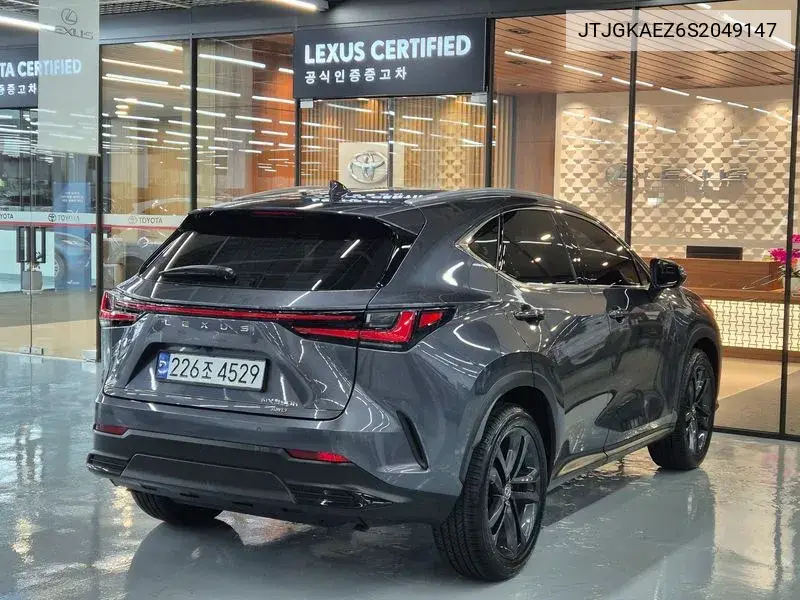 Nx350H 2Nd Generation Premium VIN: JTJGKAEZ6S2049147 Lot: 39641523