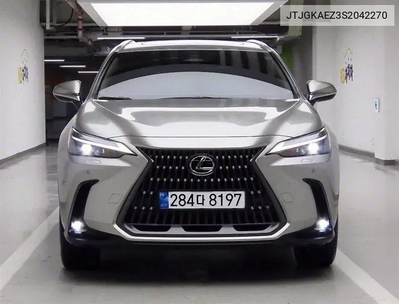 Nx350H 2Nd Generation Premium VIN: JTJGKAEZ3S2042270 Lot: 39914631