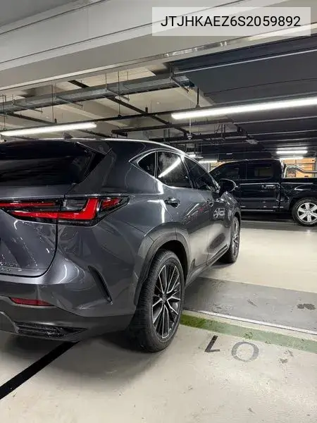 Nx350H 2Nd Generation Luxury VIN: JTJHKAEZ6S2059892 Lot: 39568969