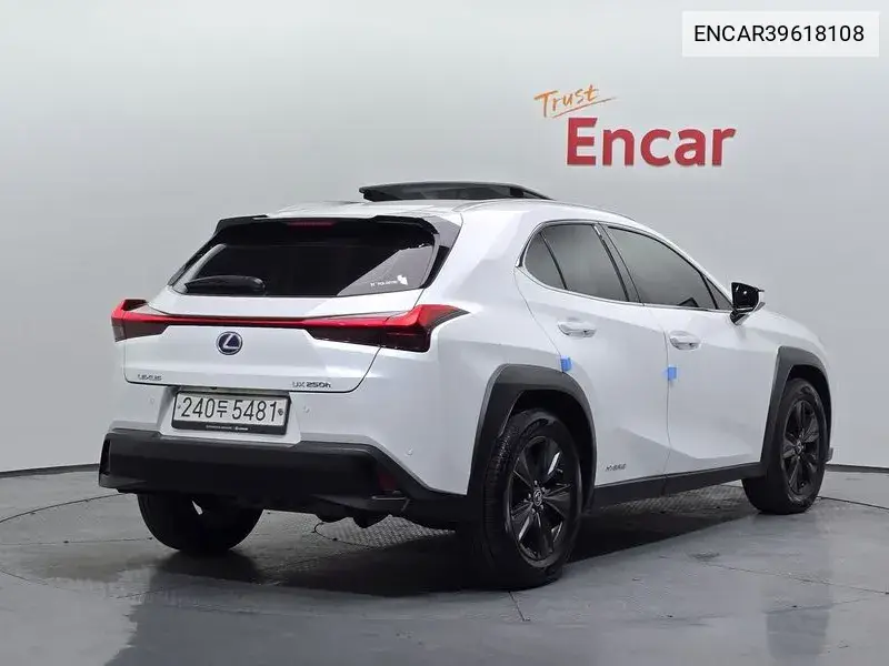 Ux250H 2.0 2Wd VIN: ENCAR39618108 Lot: 39618108