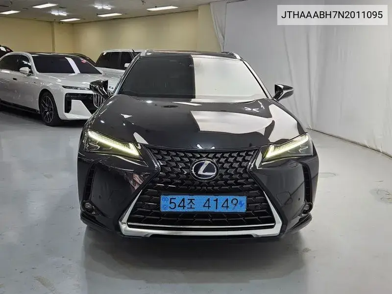Ux300E 2Wd VIN: JTHAAABH7N2011095 Lot: 39360849