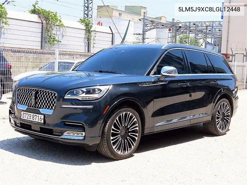 Avdad, The 2Nd Generation 3.0 Black Label Awd VIN: 5LM5J9XC8LGL12448 Lot: 39839434