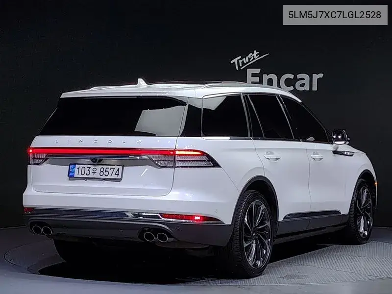 Aviator 2Nd Generation 3.0 Reserve Awd VIN: 5LM5J7XC7LGL2528 Lot: 39994966