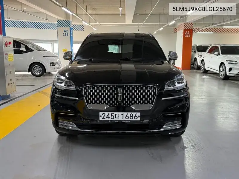 Avdad, The 2Nd Generation 3.0 Black Label Awd VIN: 5LM5J9XC8LGL25670 Lot: 40036993