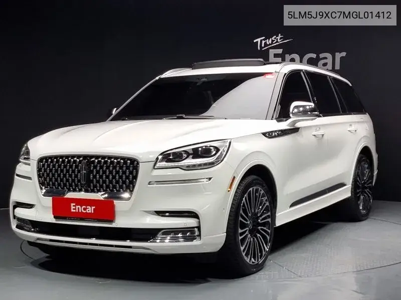 Avdad, The 2Nd Generation 3.0 Black Label Awd VIN: 5LM5J9XC7MGL01412 Lot: 40074562