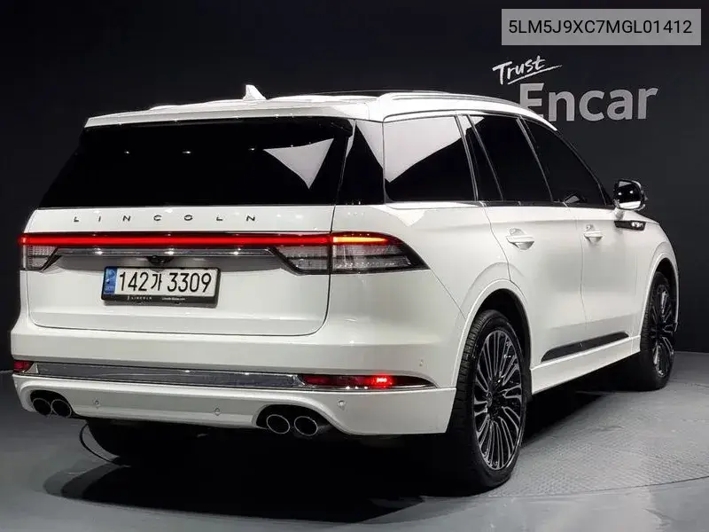 Avdad, The 2Nd Generation 3.0 Black Label Awd VIN: 5LM5J9XC7MGL01412 Lot: 40074562