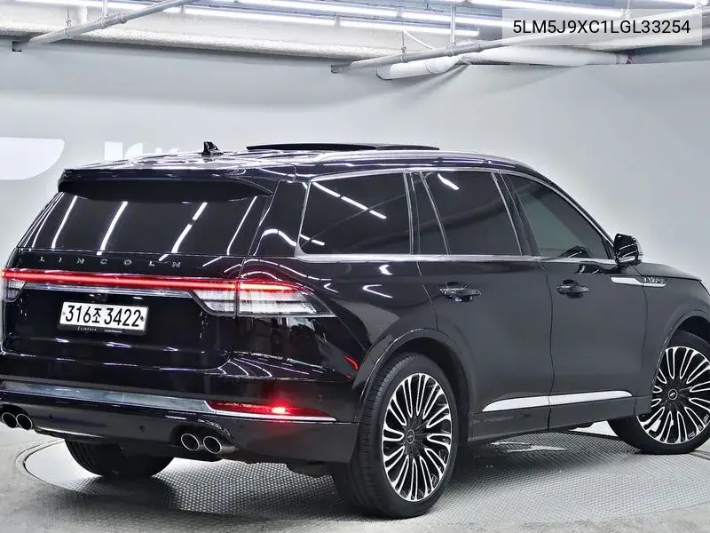 Avdad, The 2Nd Generation 3.0 Black Label Awd VIN: 5LM5J9XC1LGL33254 Lot: 40098199