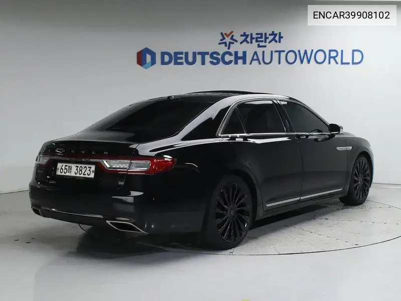 Continental 10Th Generation 3.0 Presidential Awd VIN: ENCAR39908102 Lot: 39908102