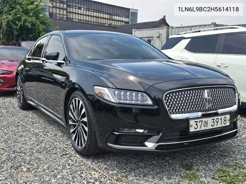 Continental 10Th Generation 3.0 Presidential Awd VIN: 1LN6L9BC2H5614118 Lot: 39928680