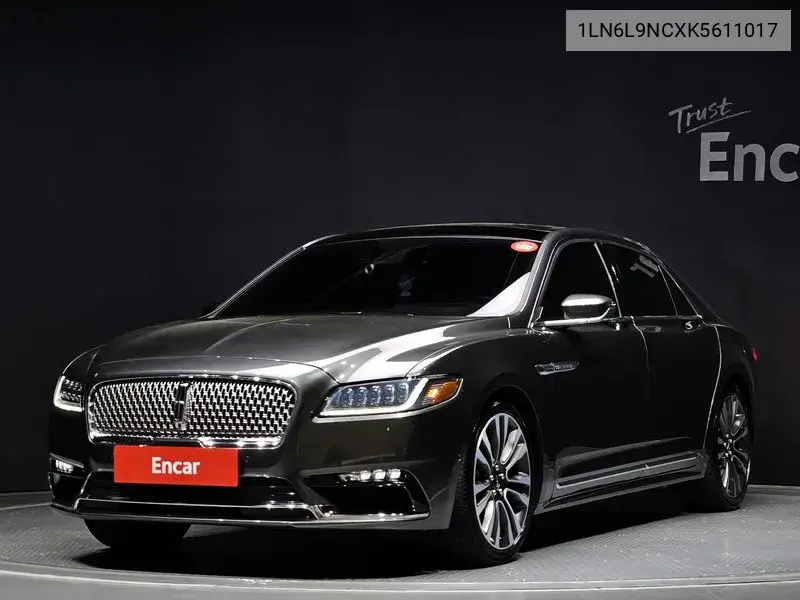 Continental 10Th Generation 3.0 Awd VIN: 1LN6L9NCXK5611017 Lot: 39570260