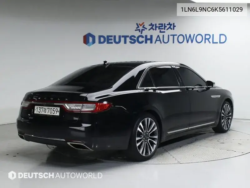 Continental 10Th Generation 3.0 Awd VIN: 1LN6L9NC6K5611029 Lot: 39852795