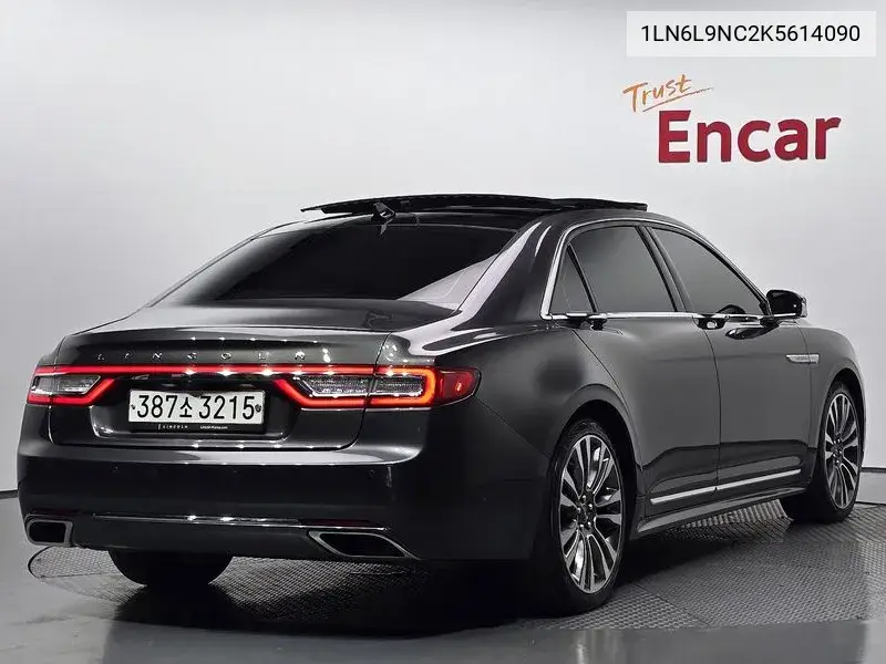 Continental 10Th Generation 3.0 Awd VIN: 1LN6L9NC2K5614090 Lot: 39941521