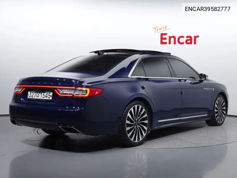 Continental 10Th Generation 3.0 Black Label Awd VIN: ENCAR39582777 Lot: 39582777
