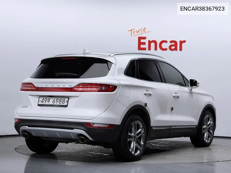 Mkc 2.0 Awd VIN: ENCAR38367923 Lot: 38367923