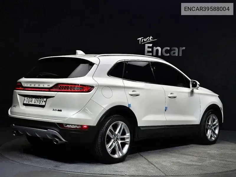 Mkc 2.0 Awd VIN: ENCAR39588004 Lot: 39588004