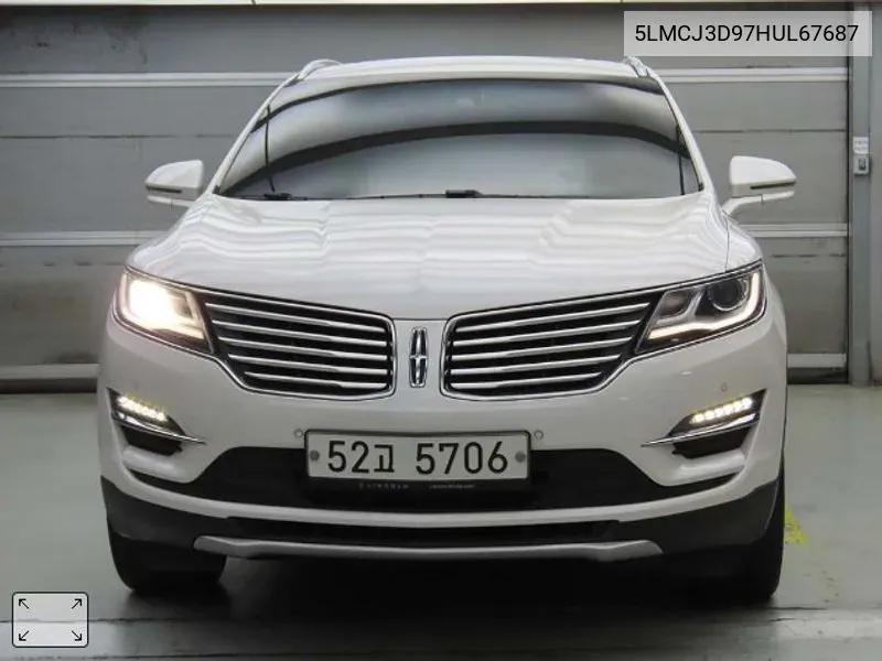 Mkc 2.0 Awd VIN: 5LMCJ3D97HUL67687 Lot: 38520692