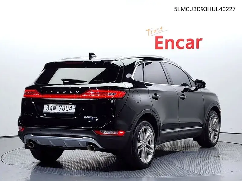 Mkc 2.0 Awd VIN: 5LMCJ3D93HUL40227 Lot: 39725985