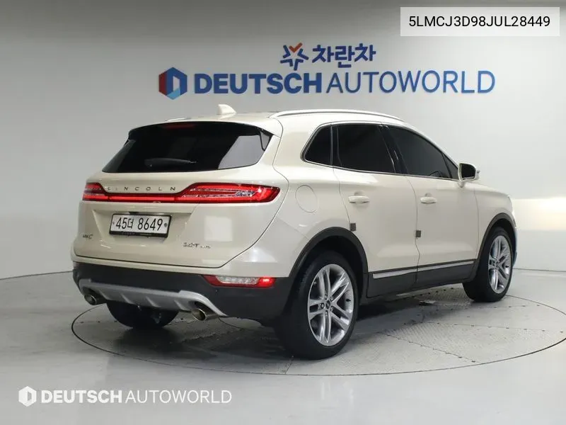 Mkc2.0 Awd VIN: 5LMCJ3D98JUL28449 Lot: 37903401