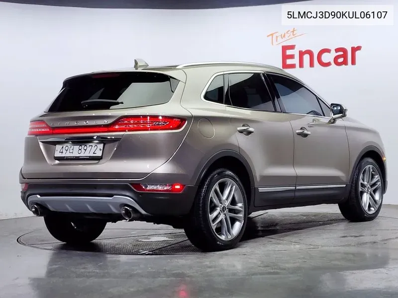 Mkc 2.0 Awd VIN: 5LMCJ3D90KUL06107 Lot: 37177701