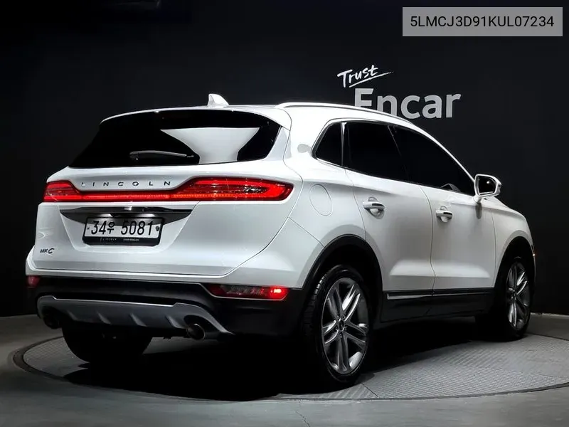 Mkc 2.0 Awd VIN: 5LMCJ3D91KUL07234 Lot: 37710677