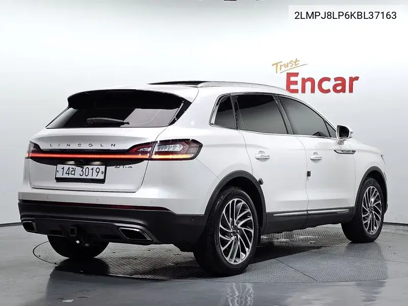 Nautilus 1St Generation 2.7 Reserve Awd VIN: 2LMPJ8LP6KBL37163 Lot: 39926907