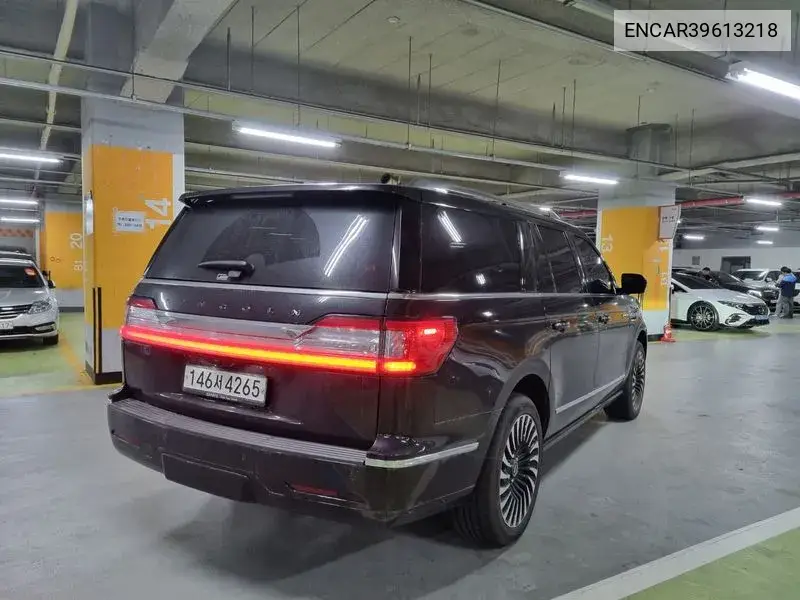 Navigator 4Th Generation 3.5L Black Label VIN: ENCAR39613218 Lot: 39613218