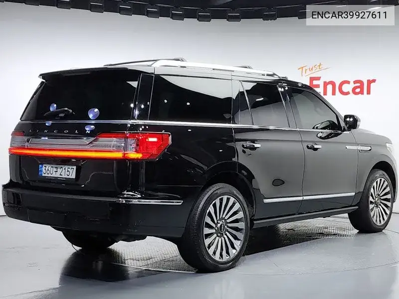 Navigator 4Th Generation 3.5L VIN: ENCAR39927611 Lot: 39927611