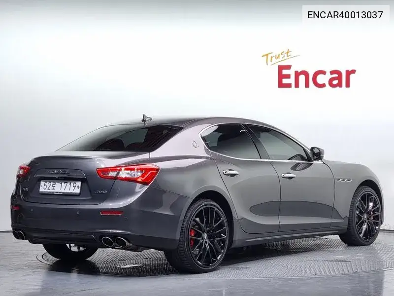 Gibli 3.0S Q4 3Rd Generation VIN: ENCAR40013037 Lot: 40013037