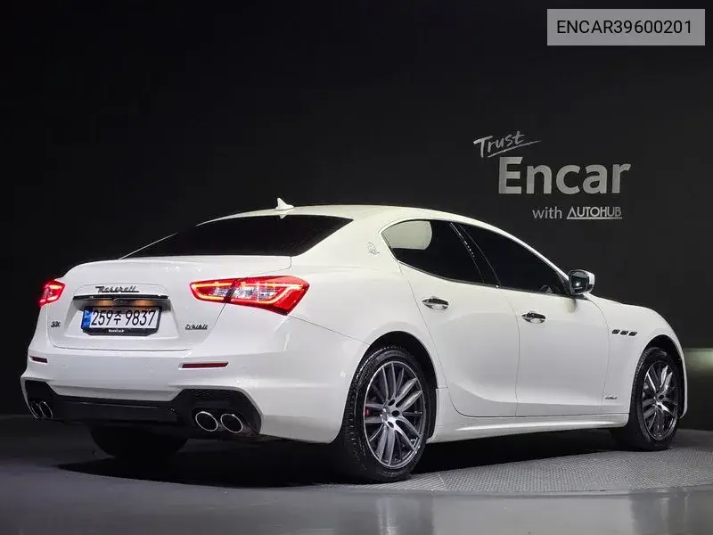 Gibli 3.0 Gran Sports 3Rd Generation VIN: ENCAR39600201 Lot: 39600201