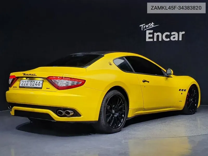Maserati Granturismo S 4.7 VIN: ZAMKL45F-34383820 Lot: 34383820